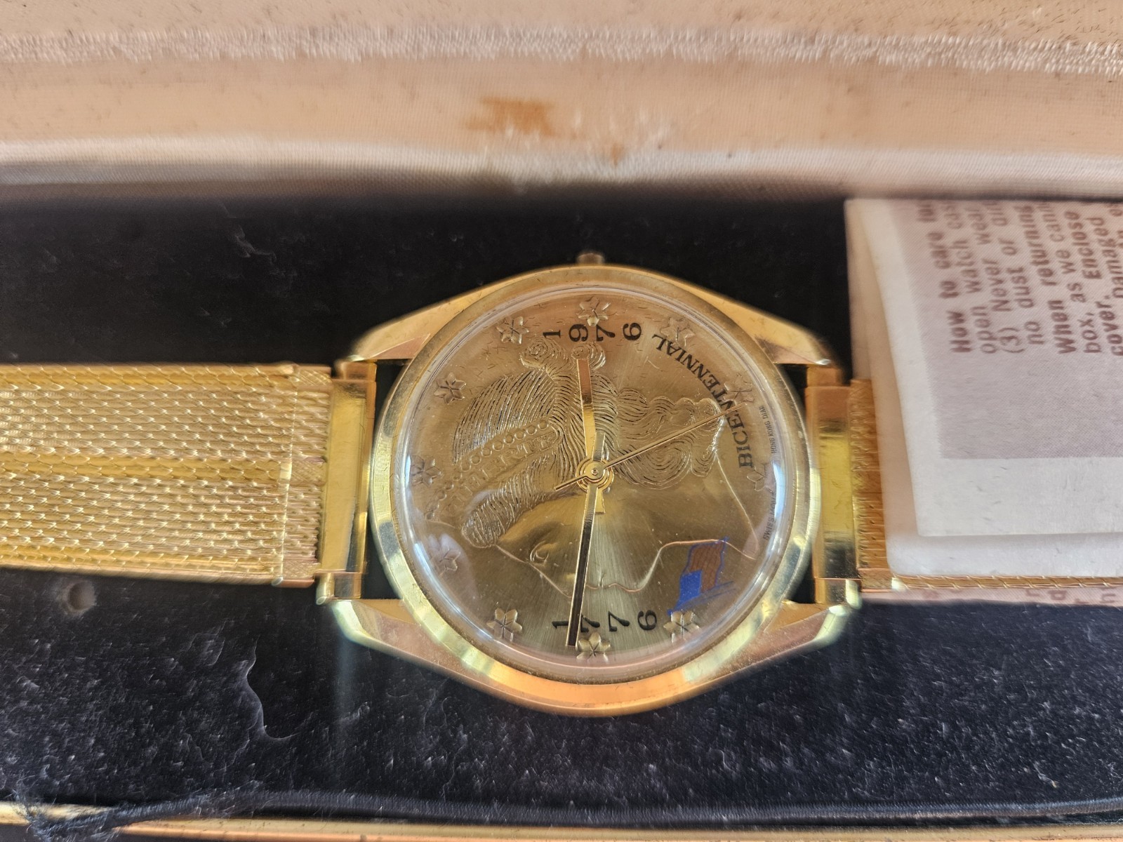 Vintage 1976 Rouan Swiss Bicentennial Commemorative Gold Tone Watch Mesh Band