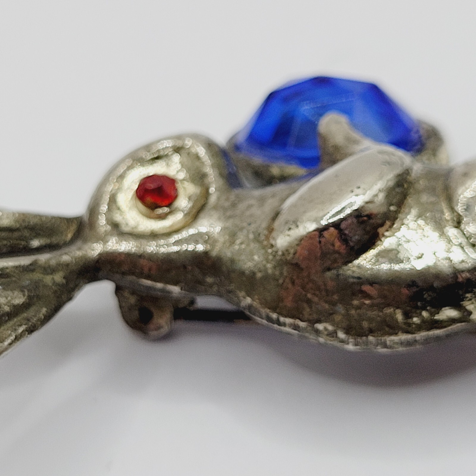 Rabbit Bunny Holding Blue Faceted Egg Silver Tone Vintage Brooch Pin Distressed