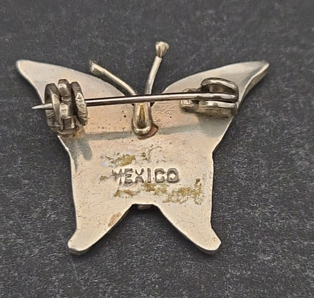 Vintage Abalone butterfly pin silver tone unmarked 3/4″ Made in Mexico