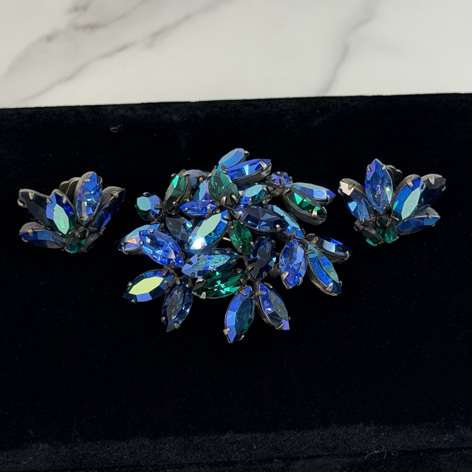 Signed REGENCY Electric Blue/Green Swirl AB Rhinestone Brooch/Earring Vtg Set