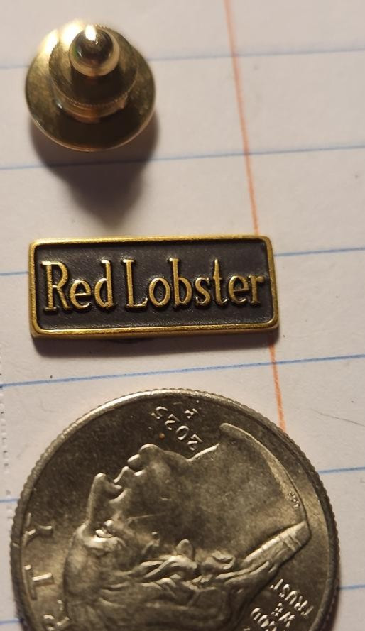 VINTAGE RED LOBSTER BLACK & GOLD .75 INCH PIN