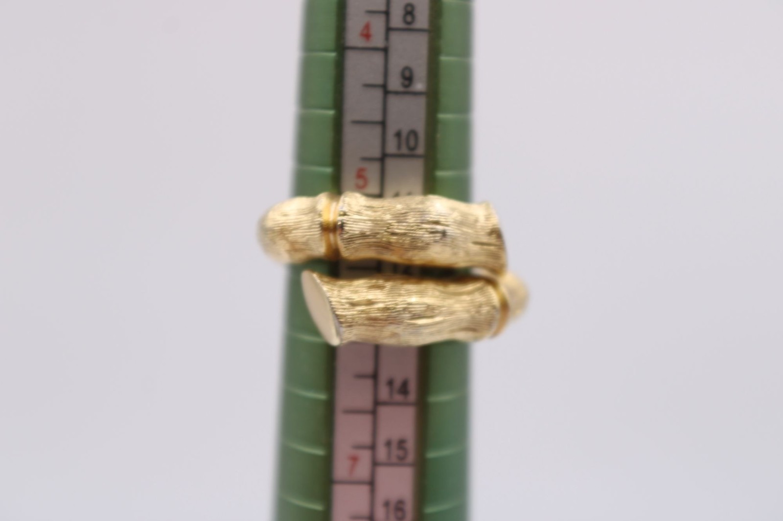 Napier Basic Bamboo Bypass Wrap Style Ring Sz 5.5 Textured Brutalist Vintage 70s