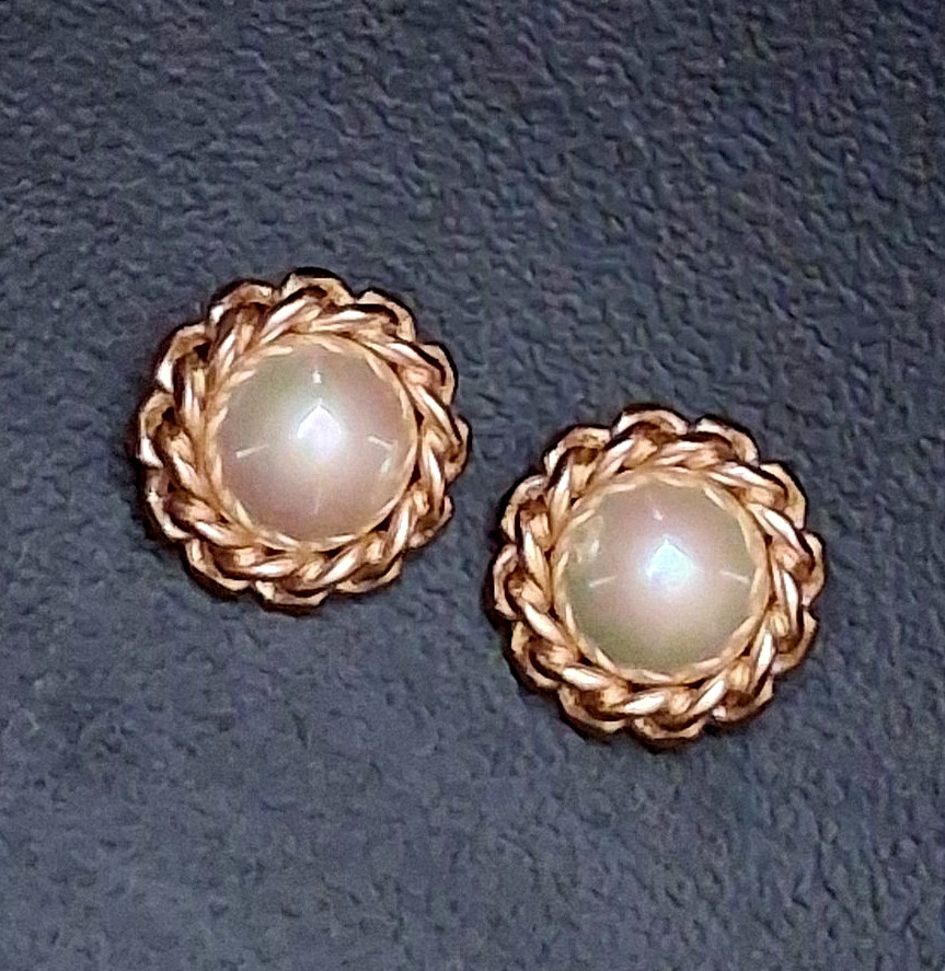 LARGE VINTAGE Christian Dior Faux Pearl Gold Tone Clip-On Earrings