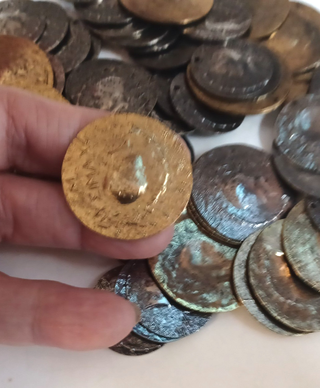 Vintage Large/Medium Gold/Silvertone Etched/Hammered Roman Coins