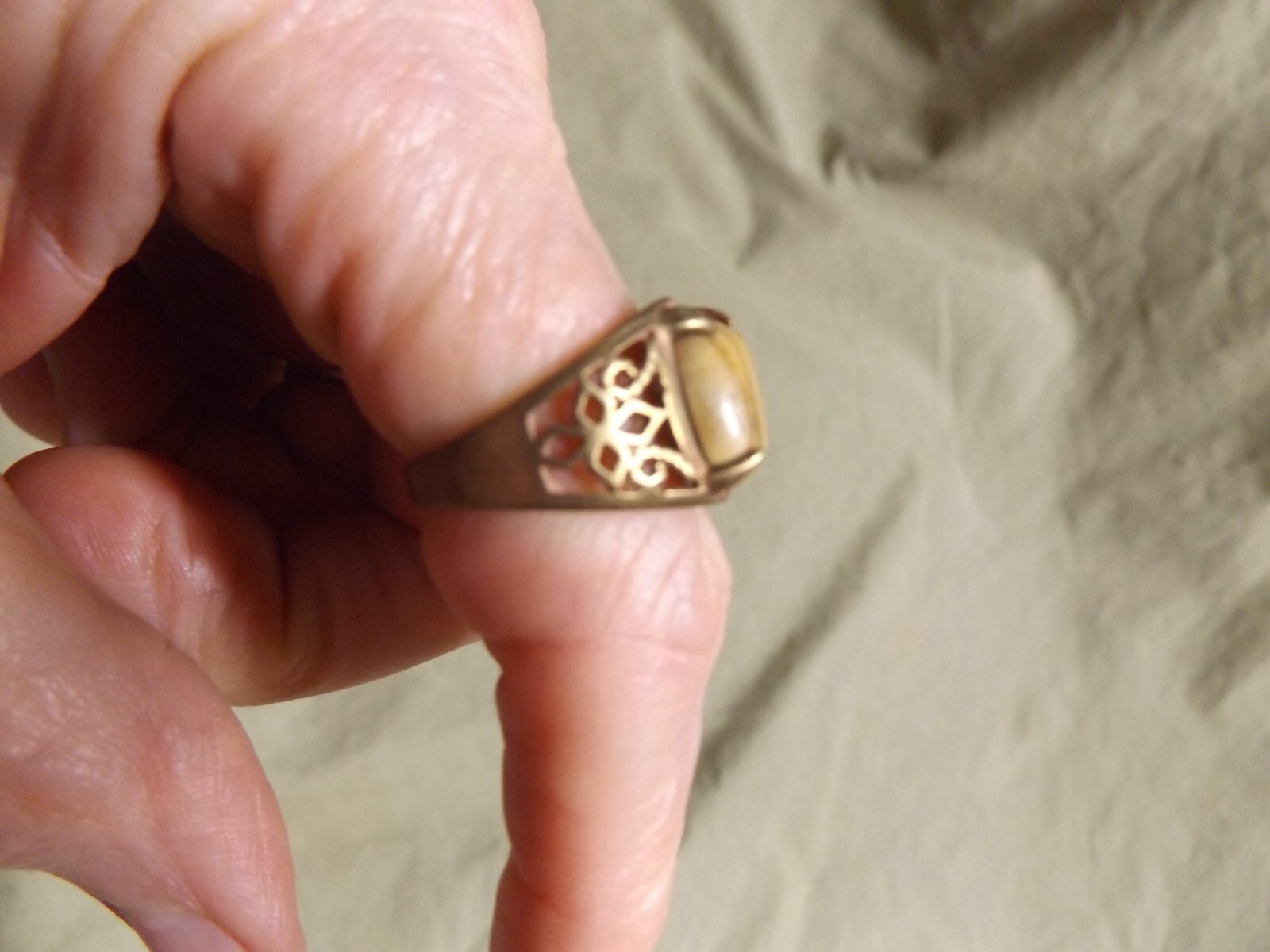 Vintage Cast Brass? Ring w Striped Jade? Oval Stone Unused Size 7.5+