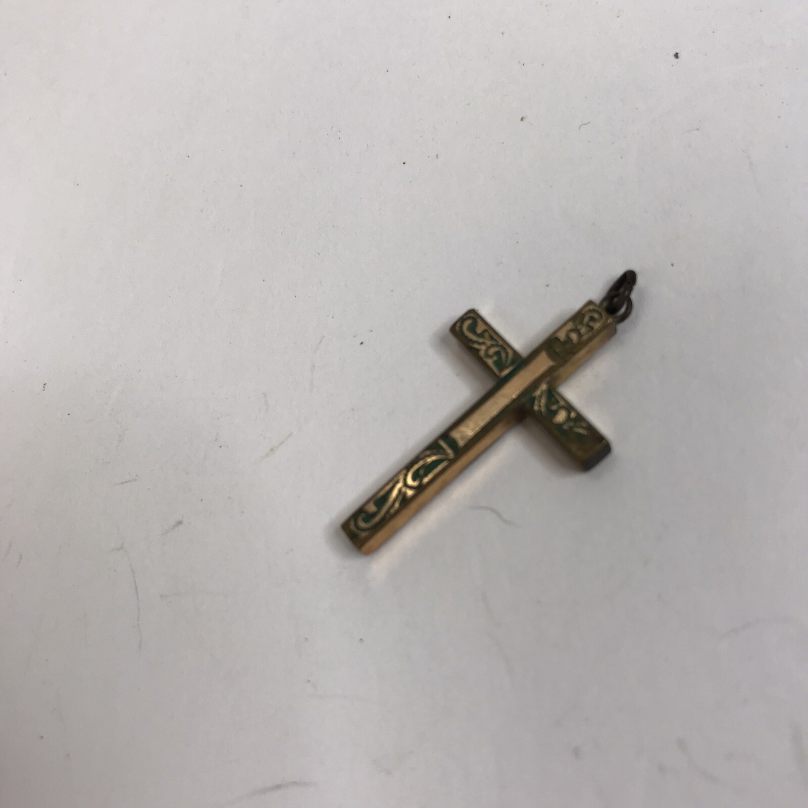 Vintage Cross Pendant 1/20th 12K MFG Religious Christian Jesus jewelry
