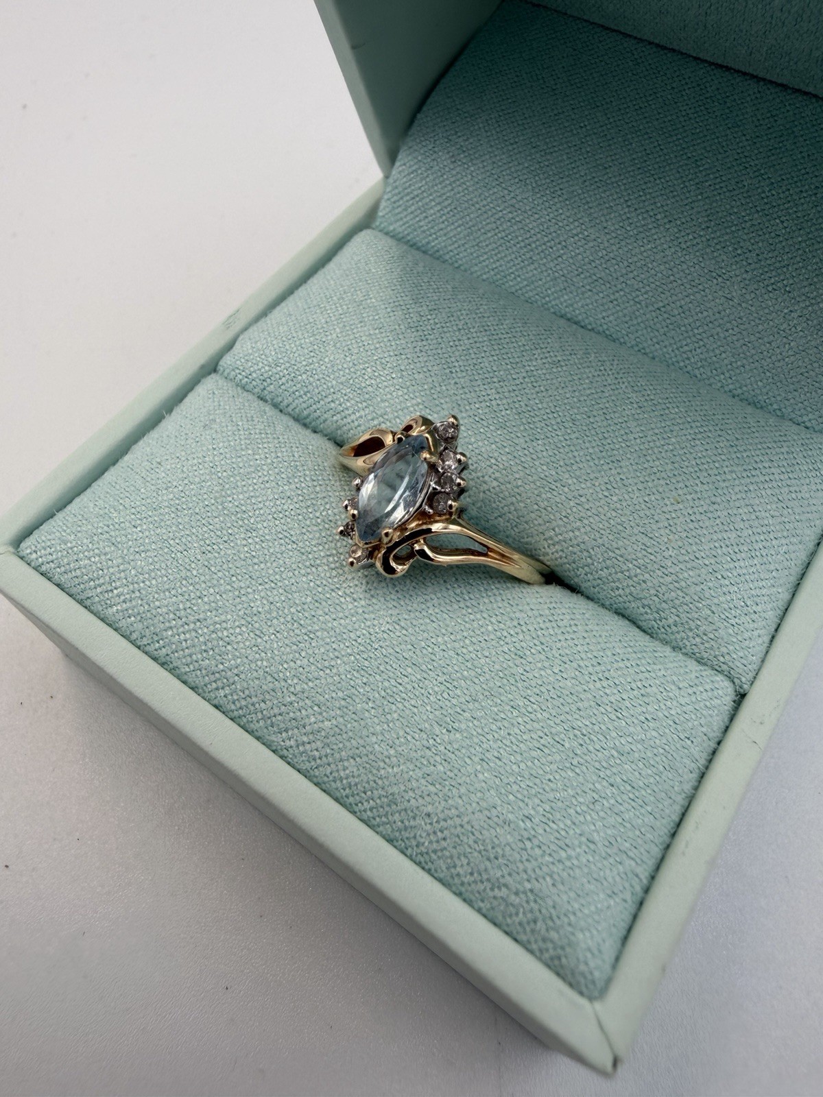 Vintage 14k Gold Ring With Aquamarine Stone Size 6.5