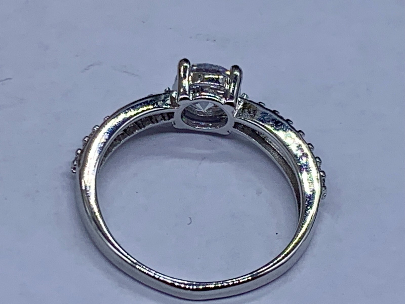 SILVER PLATED DIAMANTE SOLITAIRE ENGAGEMENT INFINITY RING SIZE 7.5