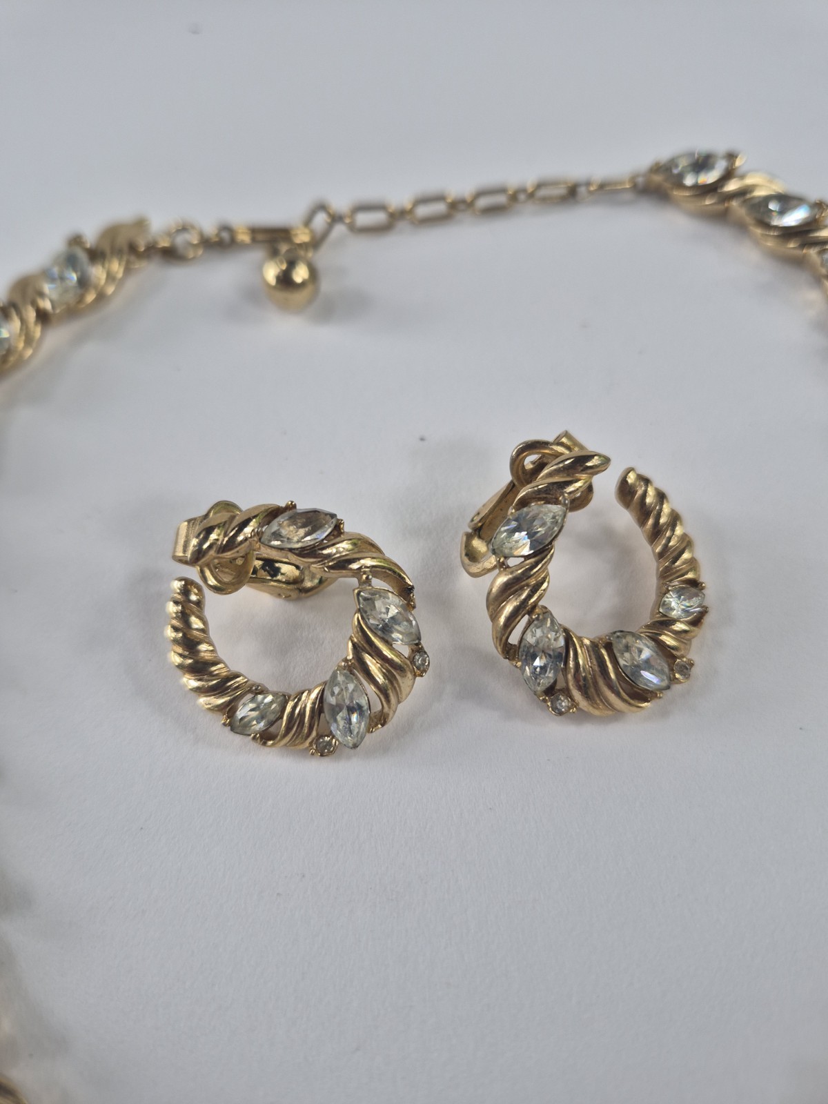 Vintage Crown Trifari Rhinestone Necklace Bracelet Earrings Full Set Original