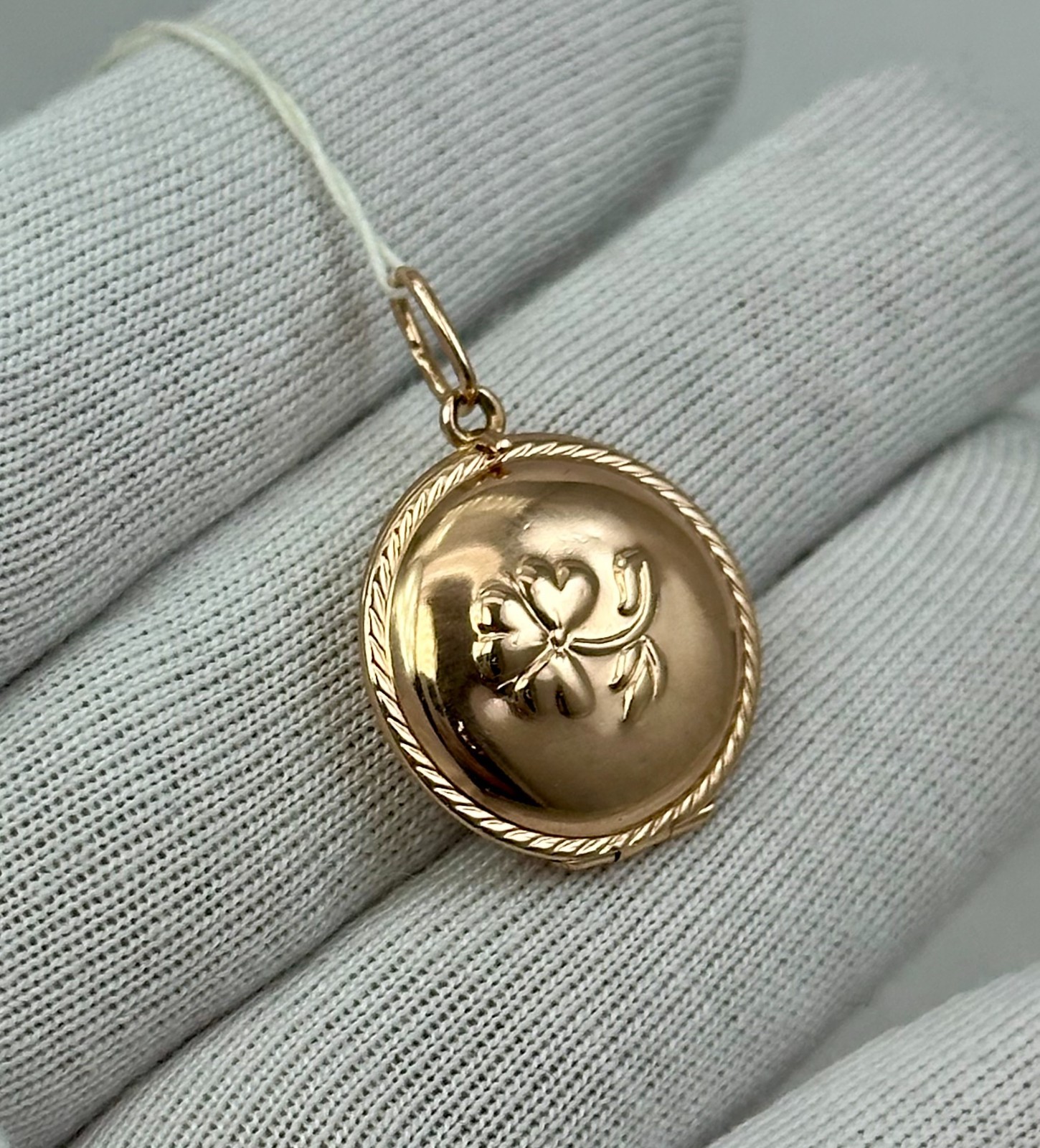 USSR Vintage Original Solid Rose Gold Locket Photo 583 14K 2,56 g. Ukraine 1977