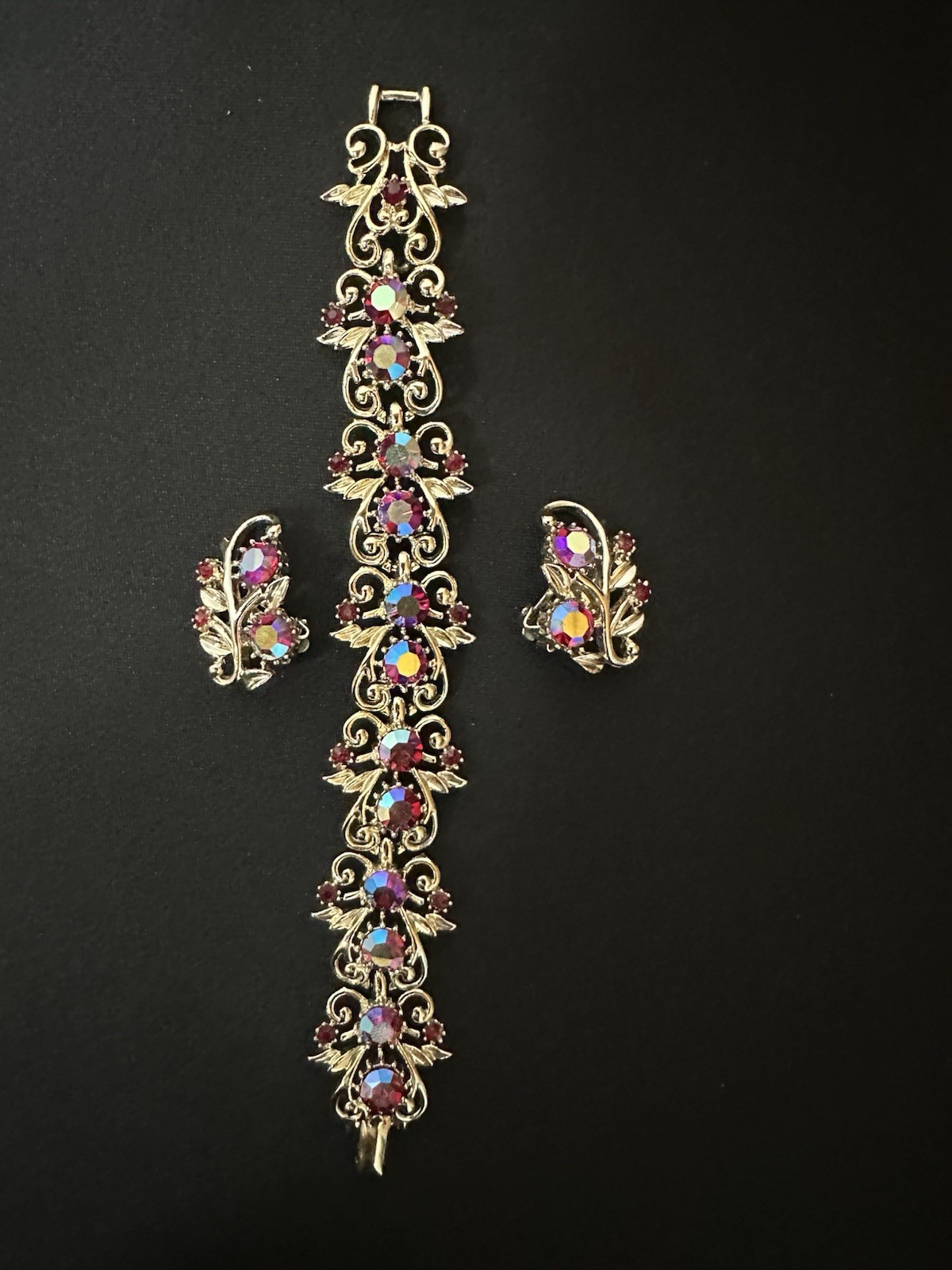 Vintage Gold Coro Red Aura Borealis Bracelet And Clip On Earring Set.