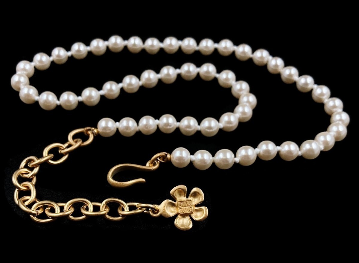 Vintage Bijoux Givenchy Pearl Beaded Satin Gold Flower Tail Choker Necklace D103