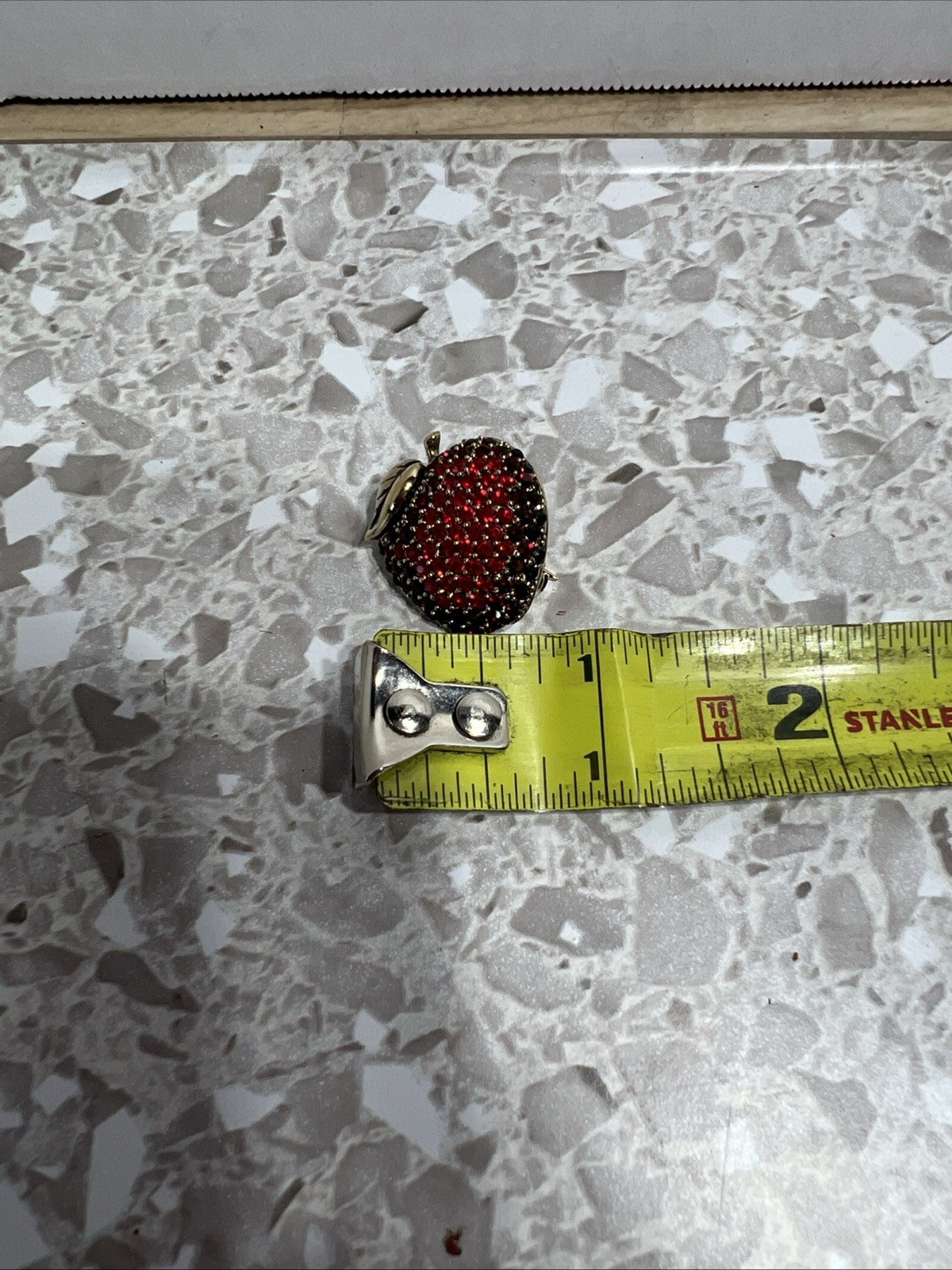 VINTAGE MONET STRAWBERRY RED RHINESTONS PIN BROOCH.