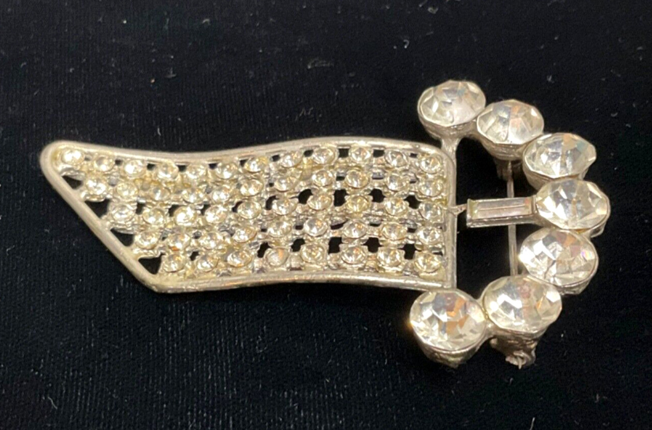 Brooch Interesting Design Faceted Crystal Rhinestones Silvertone Vintage