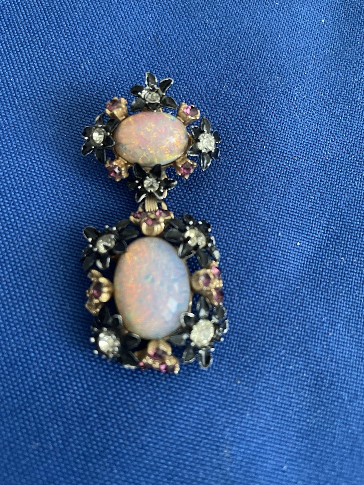Vintage Dragon’s Breath Faux Fire Opal Glass Brooch Pin