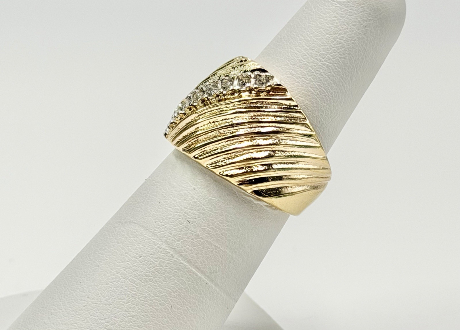 Vintage Aurora Jewelry CO Ring Gold Tone Clear Rhinestone Wide 18kt HGE Sz 6.75
