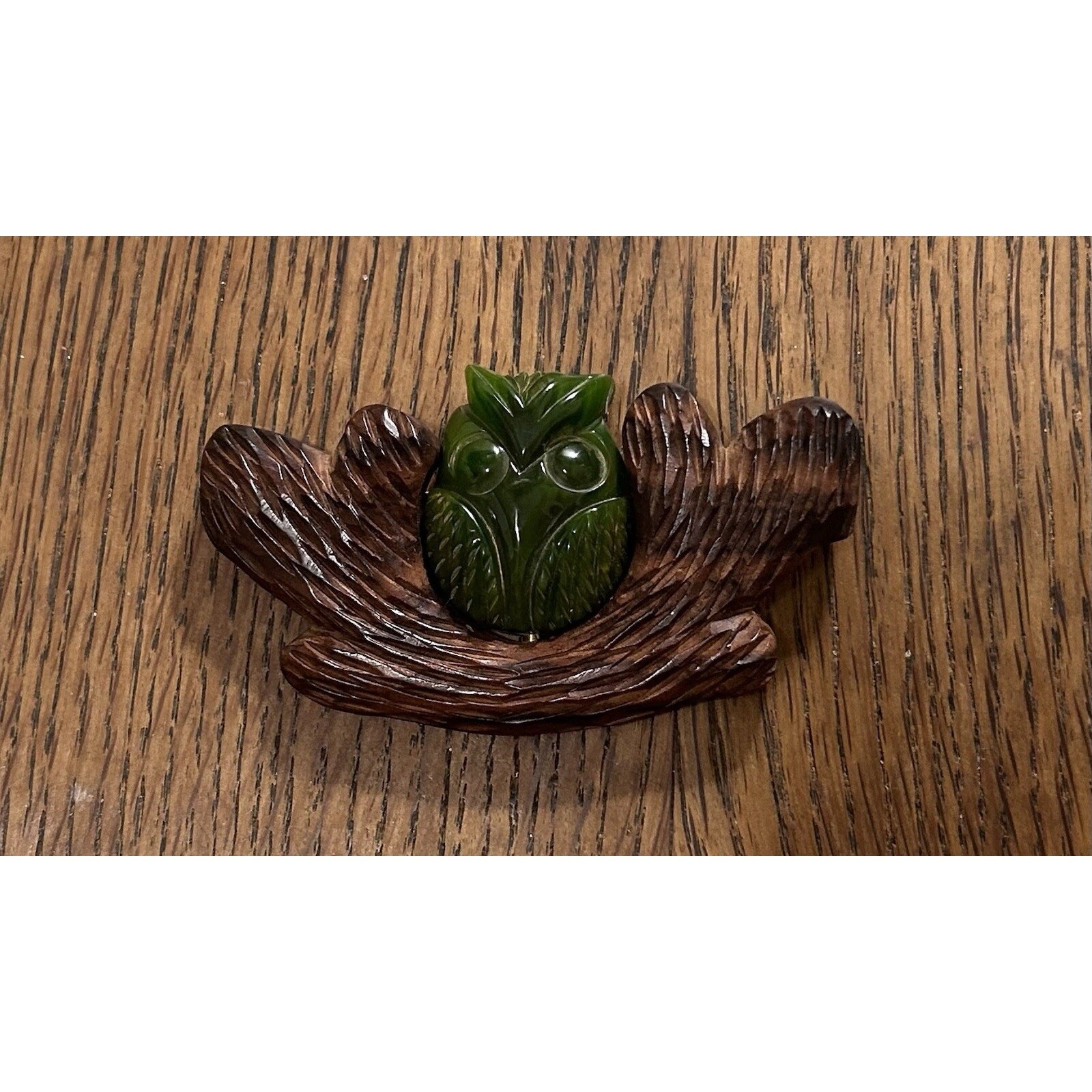 BAKELITE GREEN OWL ON CARVED ROSEWOOD MARTHA SLEEPER WOODLAND CREATURES 30s RARE