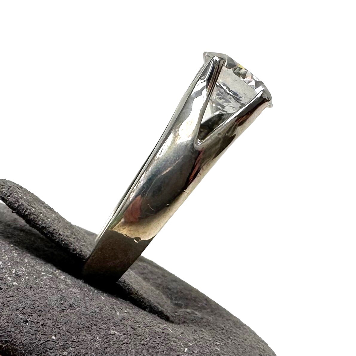 Vtg Silver Tone Round Solitaire Floating Rhinestone Costume Ring Size 7.5