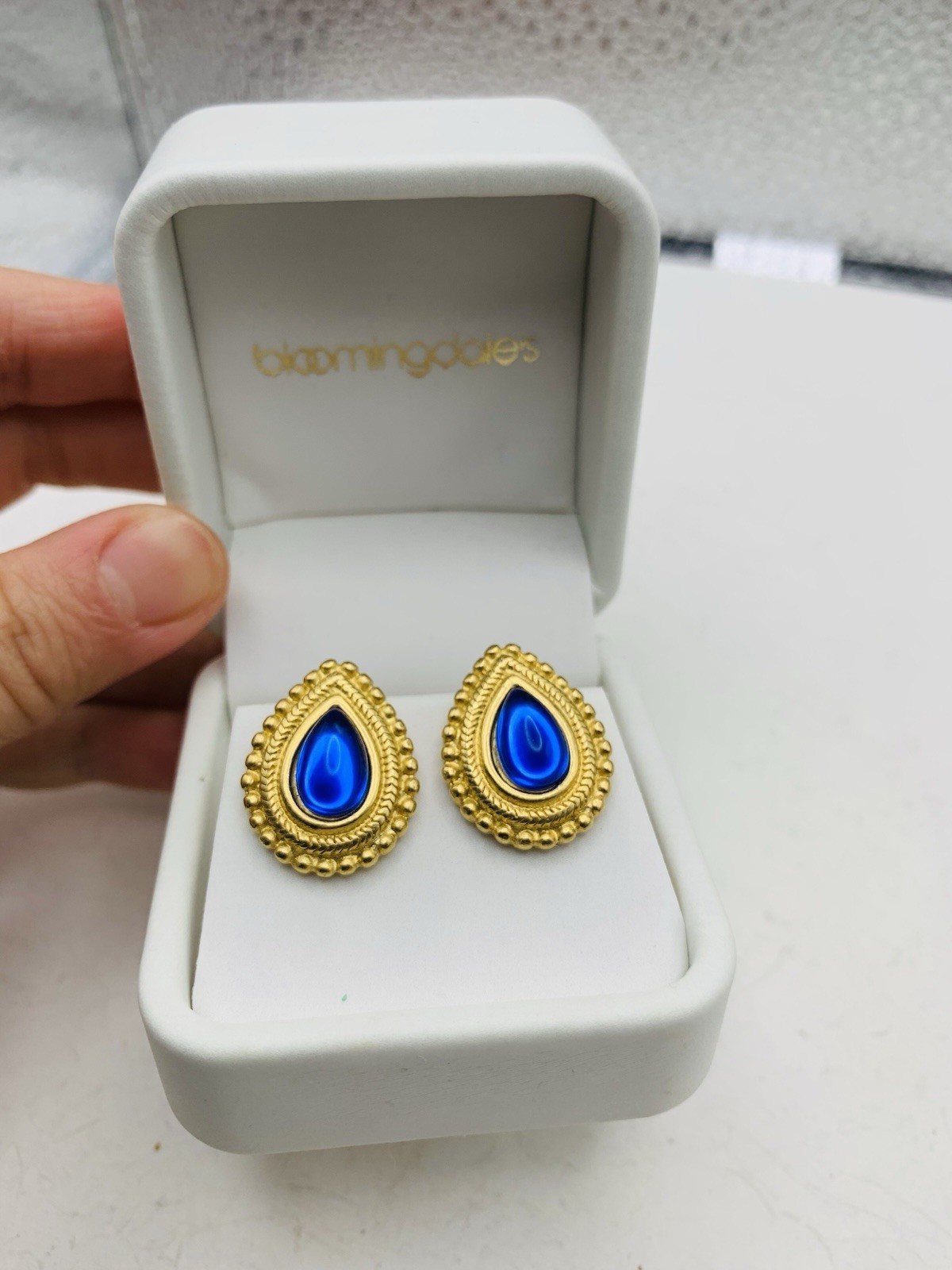 Vintage Trifari Cobalt Blue Jelly Cabochon Pear Teardrop Gold Tone Earrings