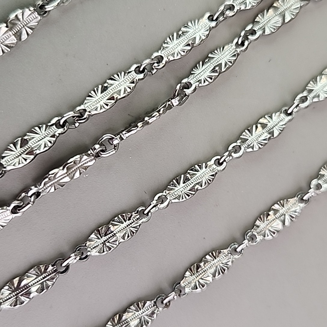 Vintage Chain Necklace Silver Tone Starburst Etched Bar Link 34″