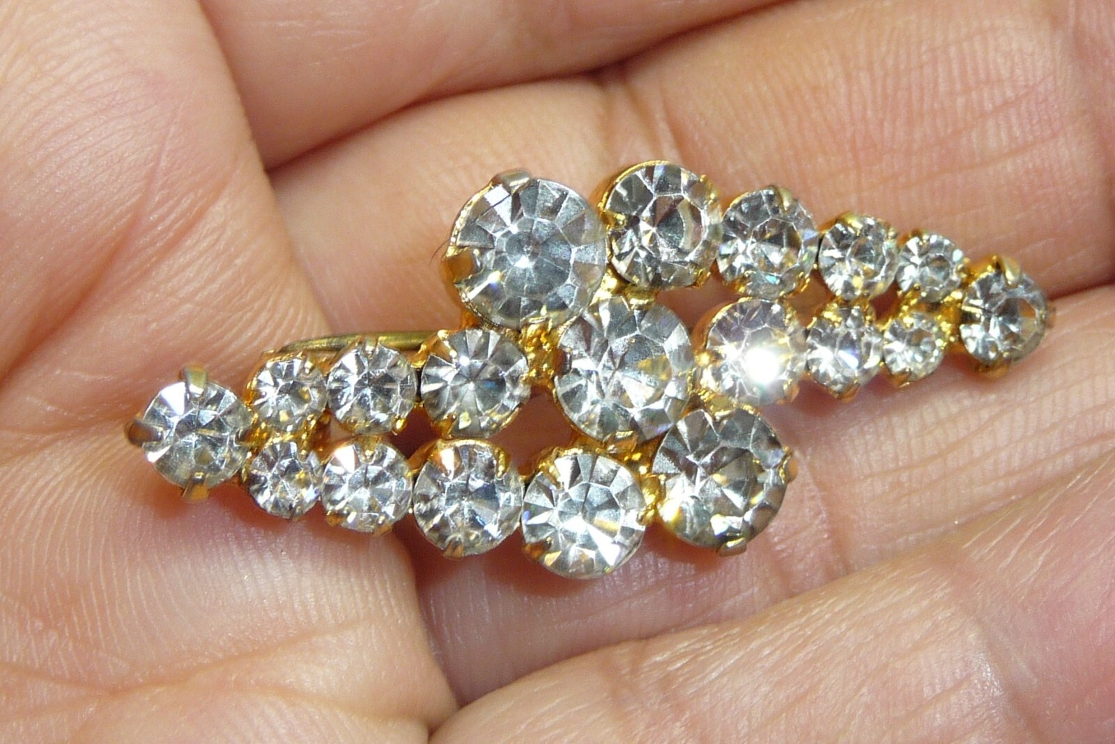 Vintage Gold Tone Clear Rhinestone Brooch Pin Bling USA Seller