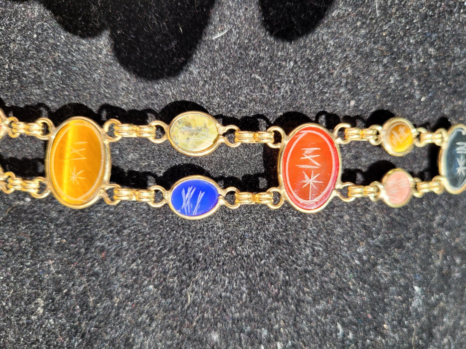 Vintage 12K Gold Filled Scarab Bracelet Egyptian Revival 7″