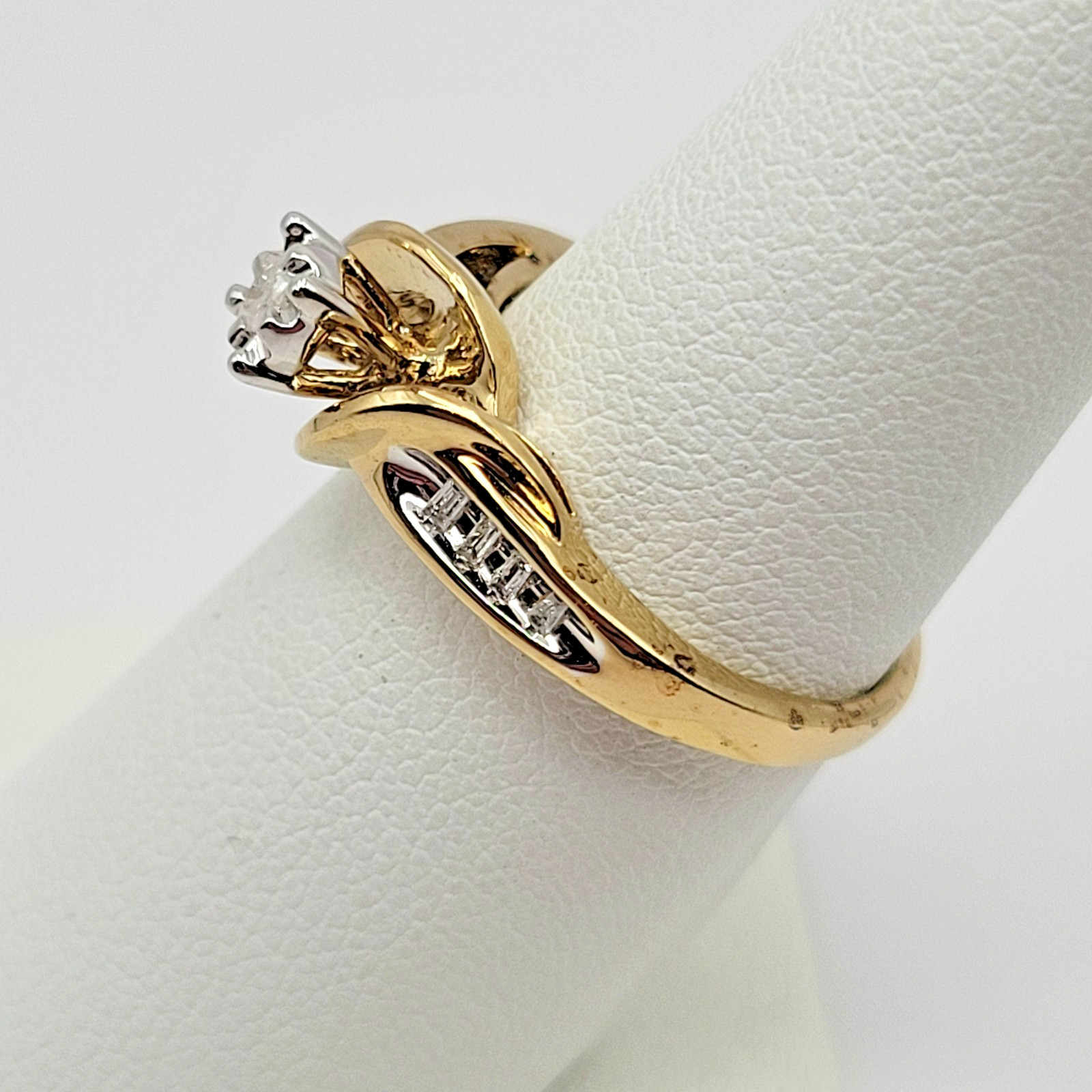 Vintage Estate Sterling Silver Genuine Diamond Engagement Ring ~ Size 6.75