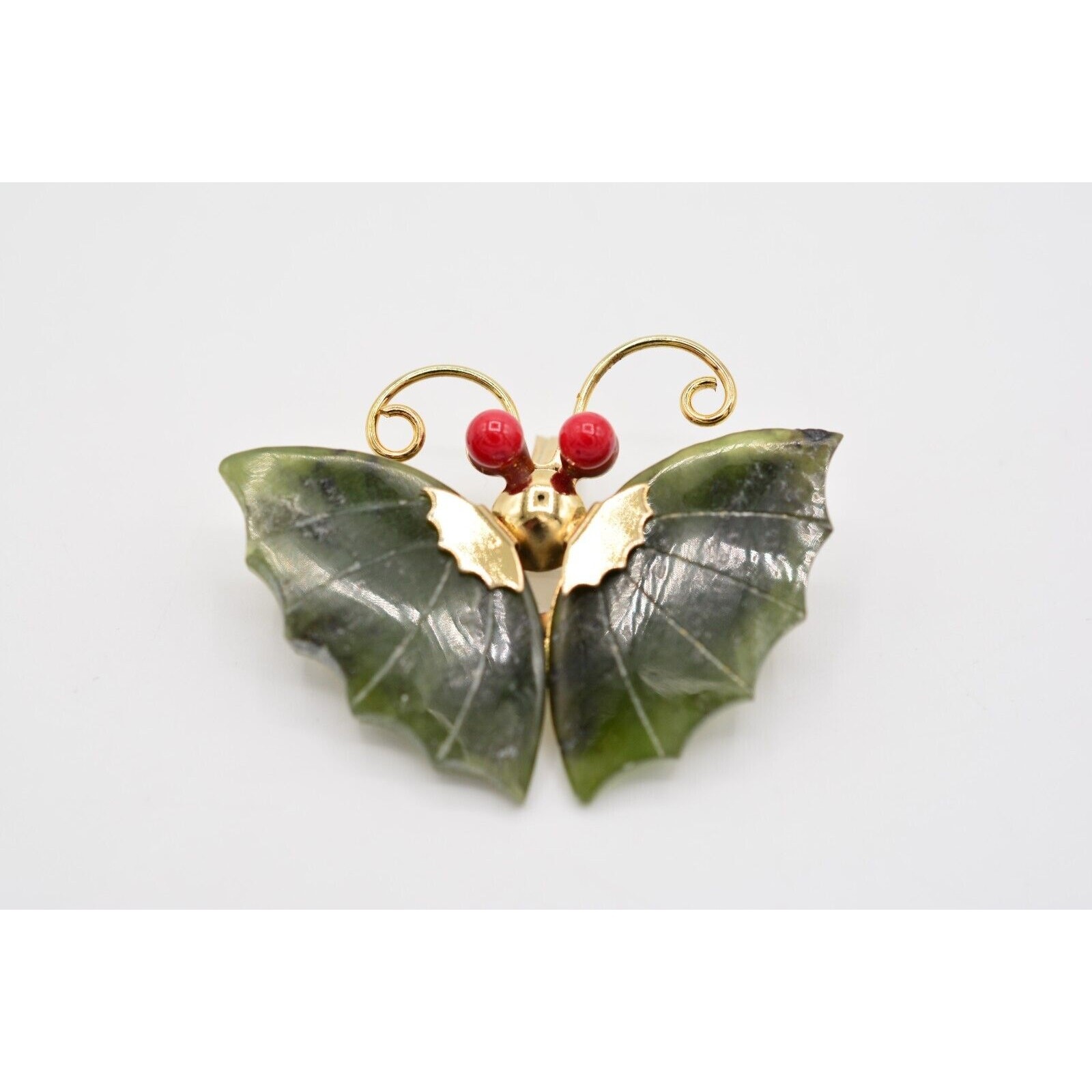 Vintage Butterfly Pin Brooch Green Cabochon Faux Jade Gold Tone 1970s BinAQ