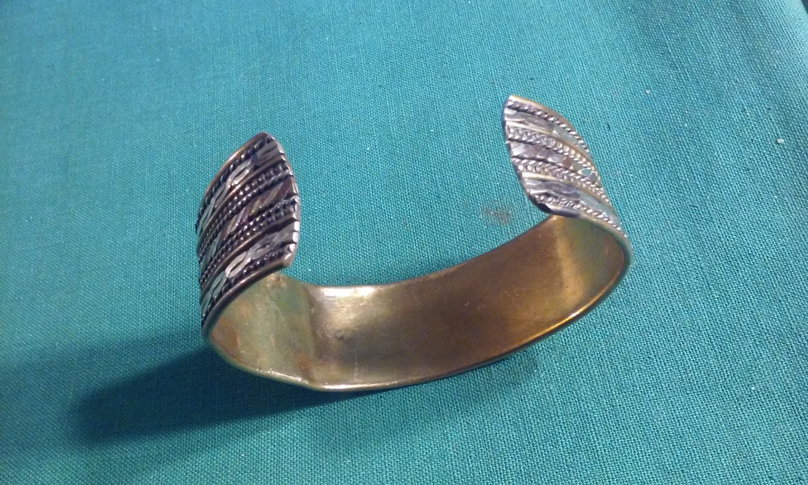 Retro 1970s Crafted Brass & Copper Chain-Like Adjustable Cuff Bracelet Gold-Tone