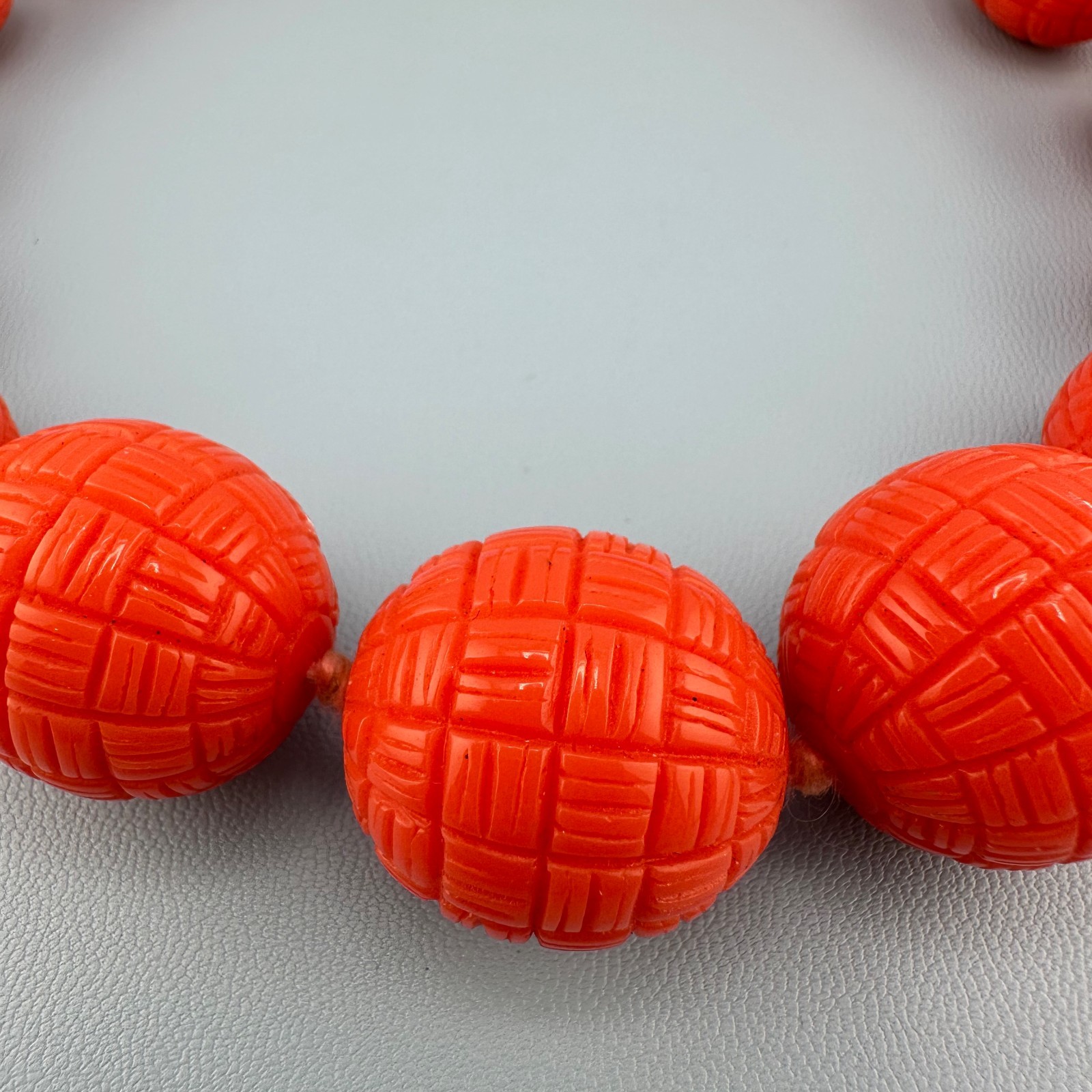 Vintage Chunky Orange Textured Bead Choker Collar Necklace Heavy Acrylic Retro