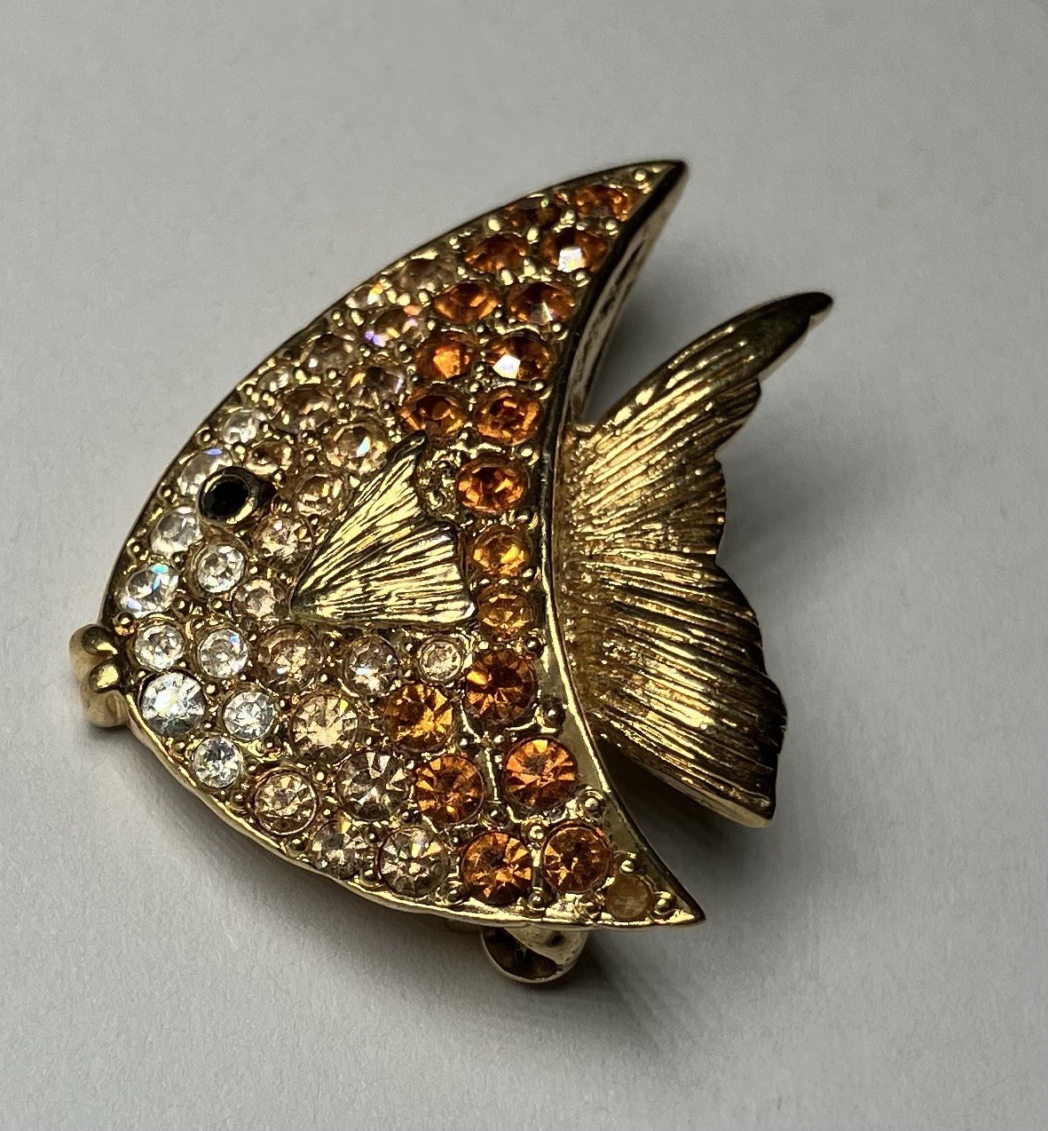 Vintage Carolee Pavé Rhinestone Gold Tone Fish Small Brooch Pin Orange