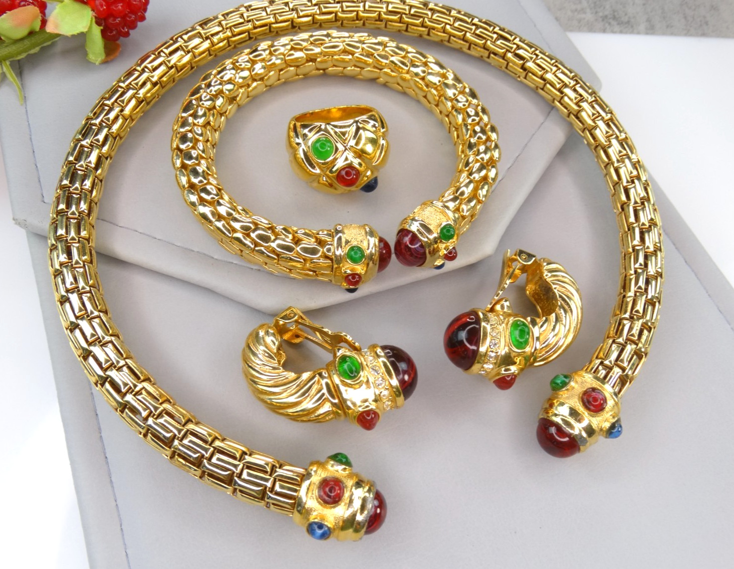 HIGH END VINTAGE JEWELRY LOT 80S IVANA GOLD GRIPOIX MOGUL CABS CHOKER EARRINGS +