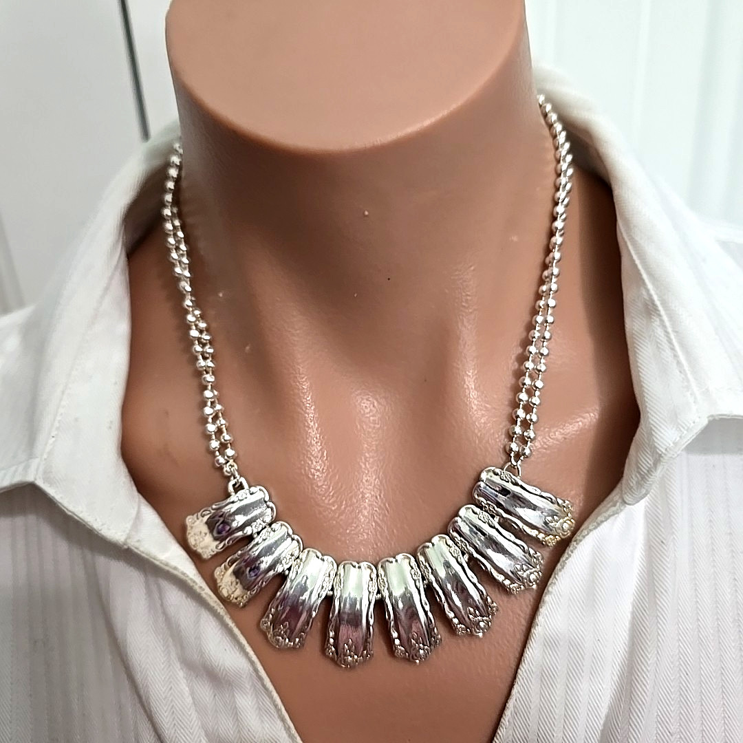Vintage 90s Silver Plated Victorian Style Links Beaded Chain Choker Necklace 18″