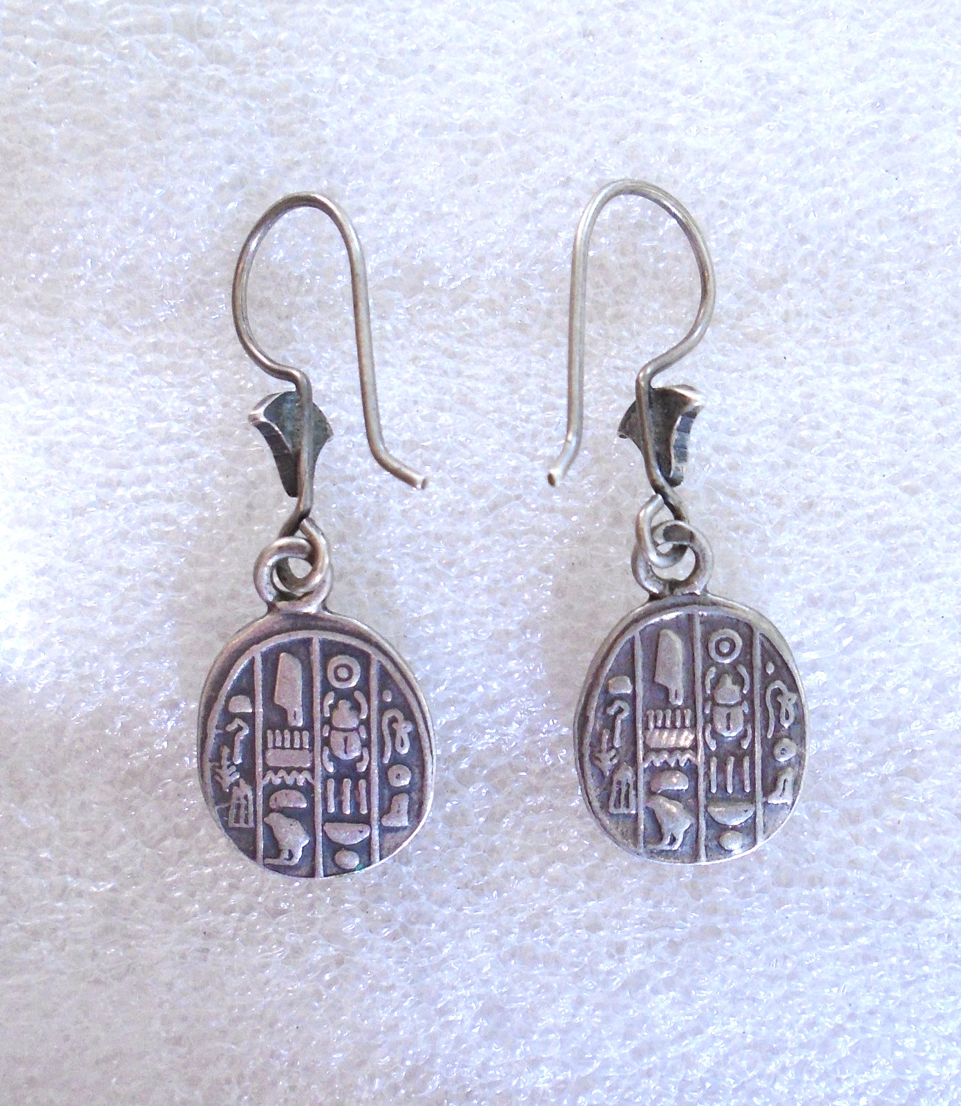 VINTAGE STERLING SILVER EGYPTIAN HEIROGLYPHICS SCARAB BEETLE DANGLE EARRINGS