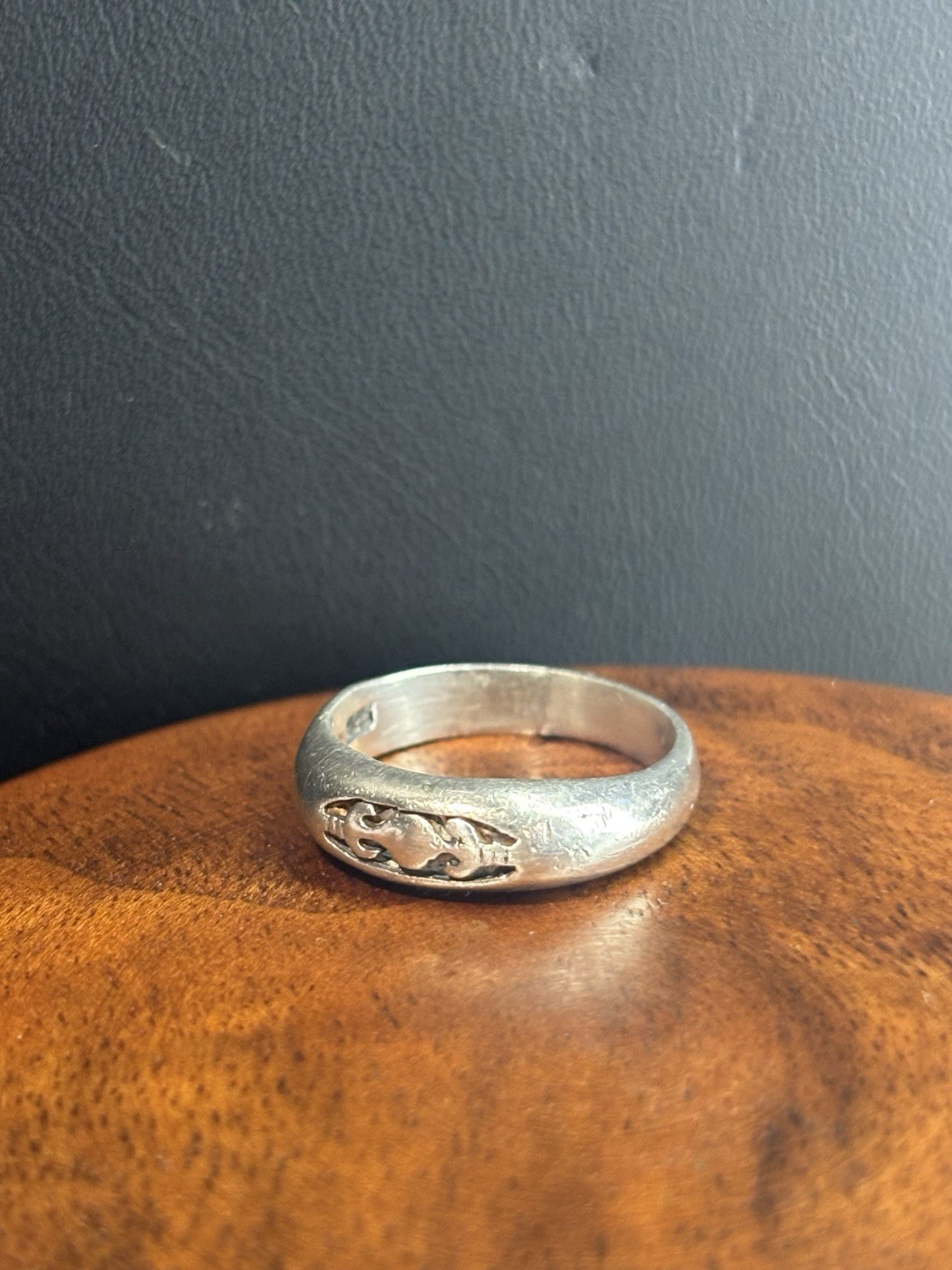 Vintage Sterling Silver Open Work Stackable Ring Size 4.5 Weight 2.5 Grams