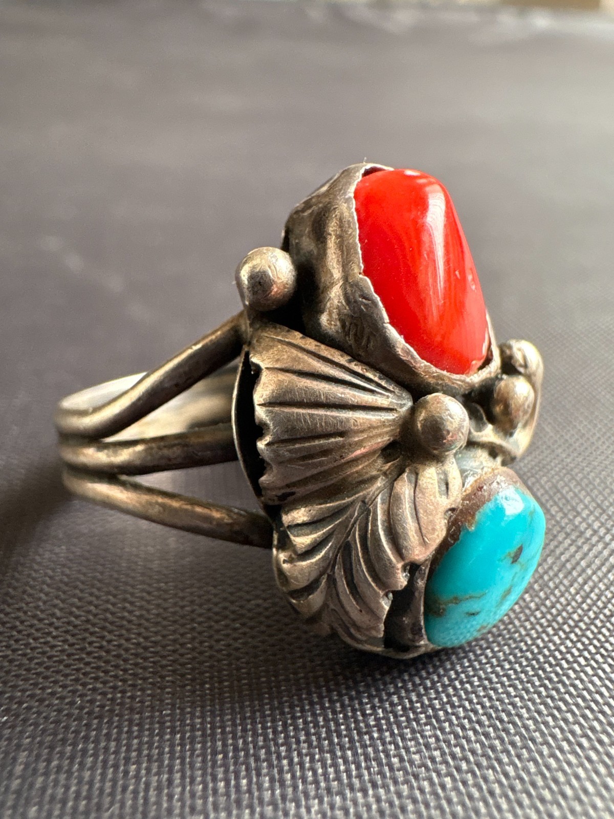 Vintage Silver Native American JW Turquoise & Coral Ring Size 6.5 US