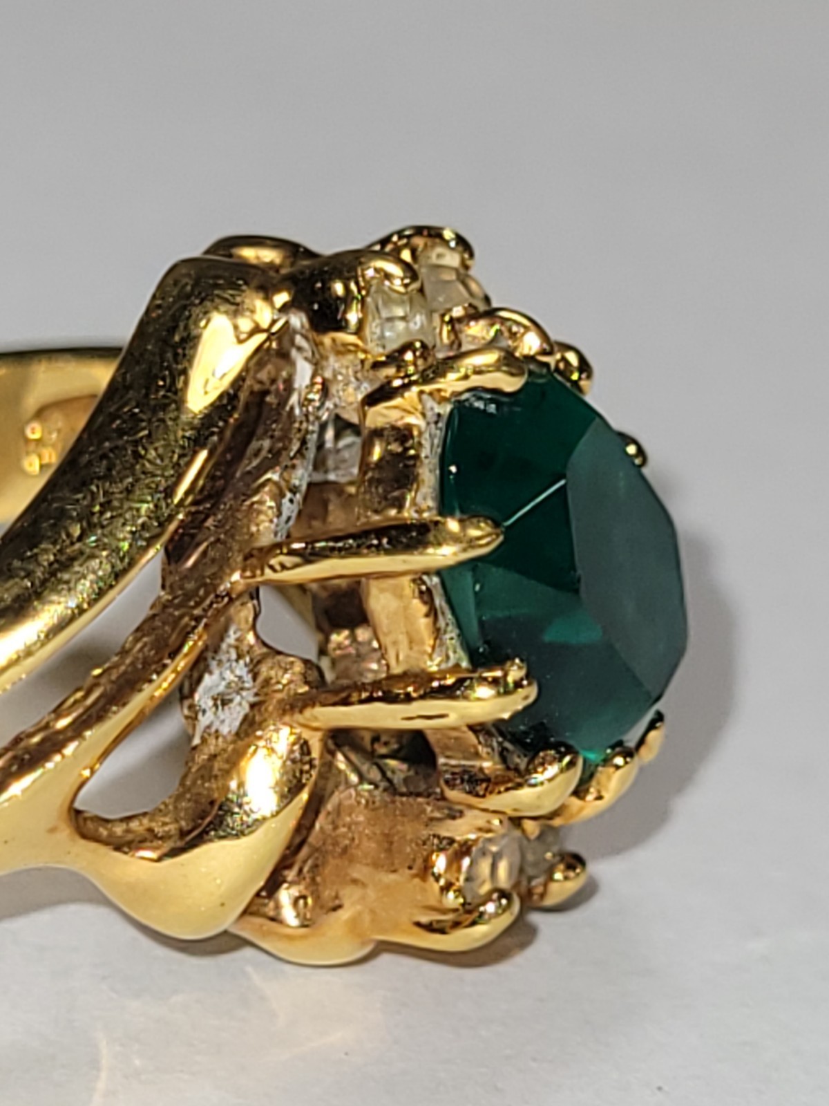 Vintage 14KGE Plate Imitation Emerald Solitaire Clear Stone Accents Fashion Ring