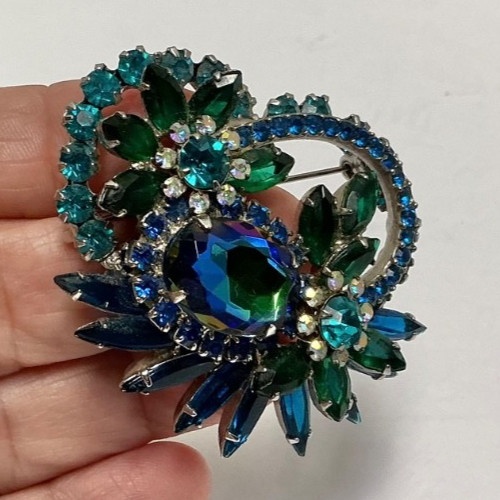 Vintage Juliana D & E Peacock Costume Jewelry Large Cupcake Brooch/Pin