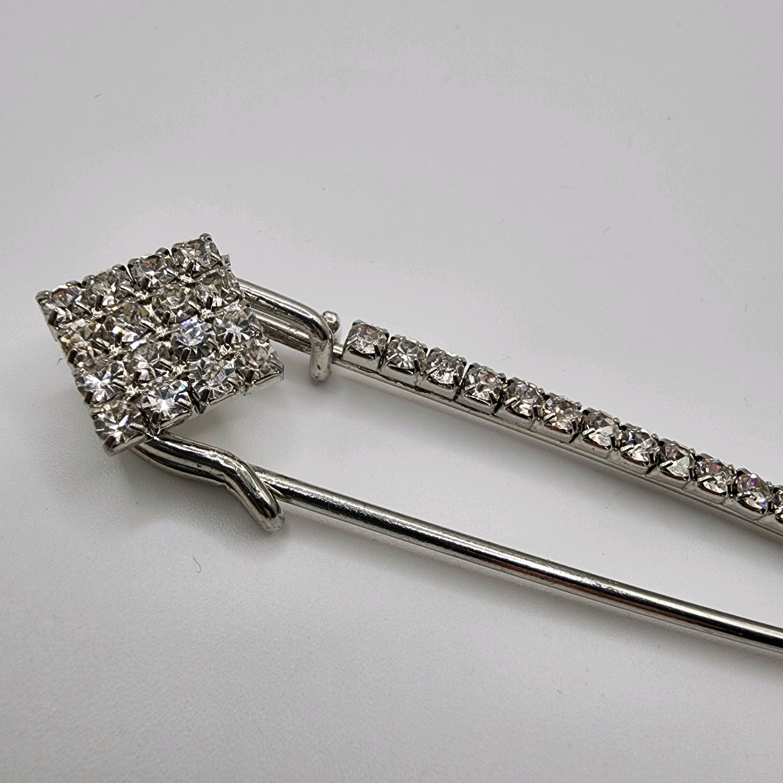 Square Diamond Shape Rhinestone Silver Tone Safety Pin Style Pin Brooch 3″ Long