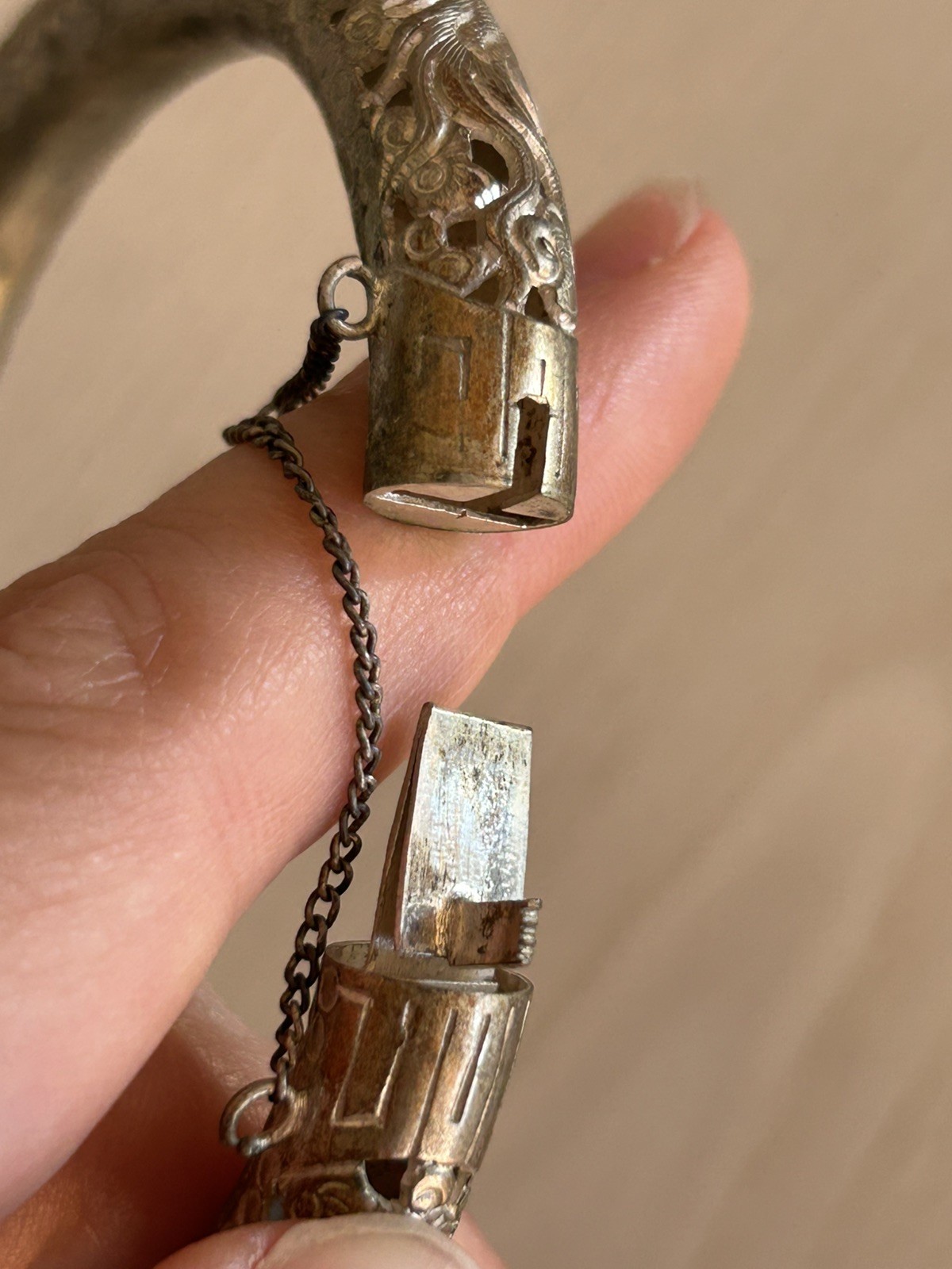 Antique Saigon Argent Dragon Silver Hinged Bangle Bracelet 1920s Art Deco