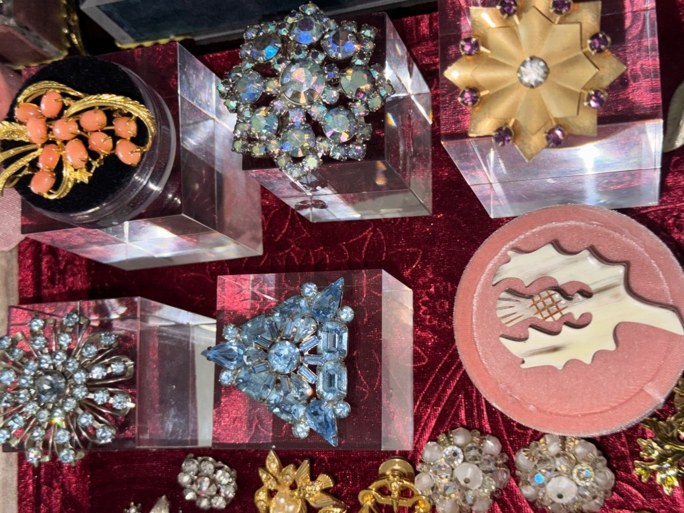 Jewelry Lot Vtg Rhinestone Sorrelli Trifari Weiss Jade High End Sets Estate