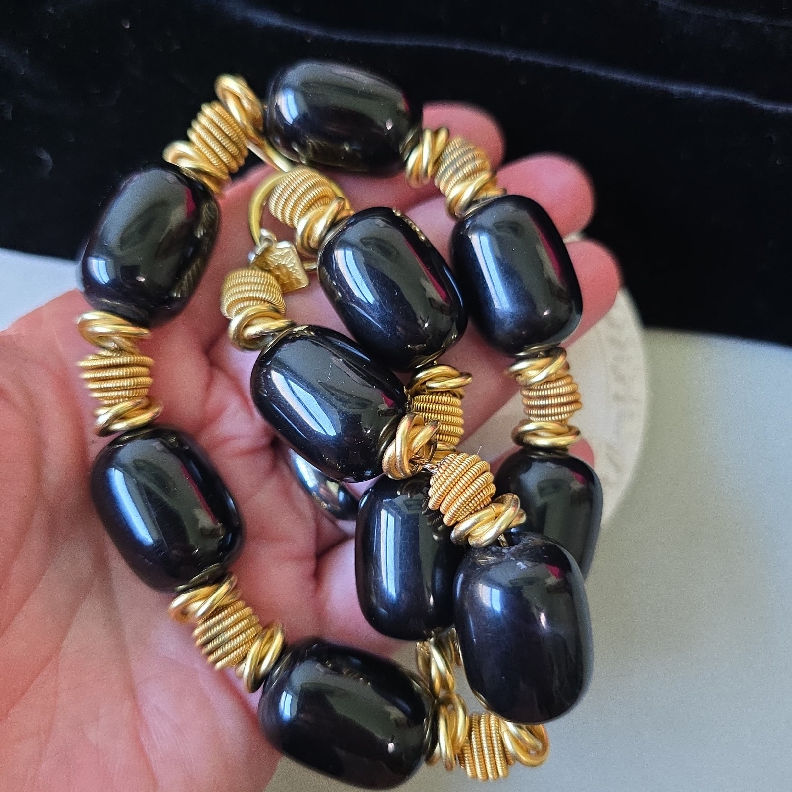Vintage Anne Klein Gold Tone Black Acrylic Beads Choker Necklace 18″L