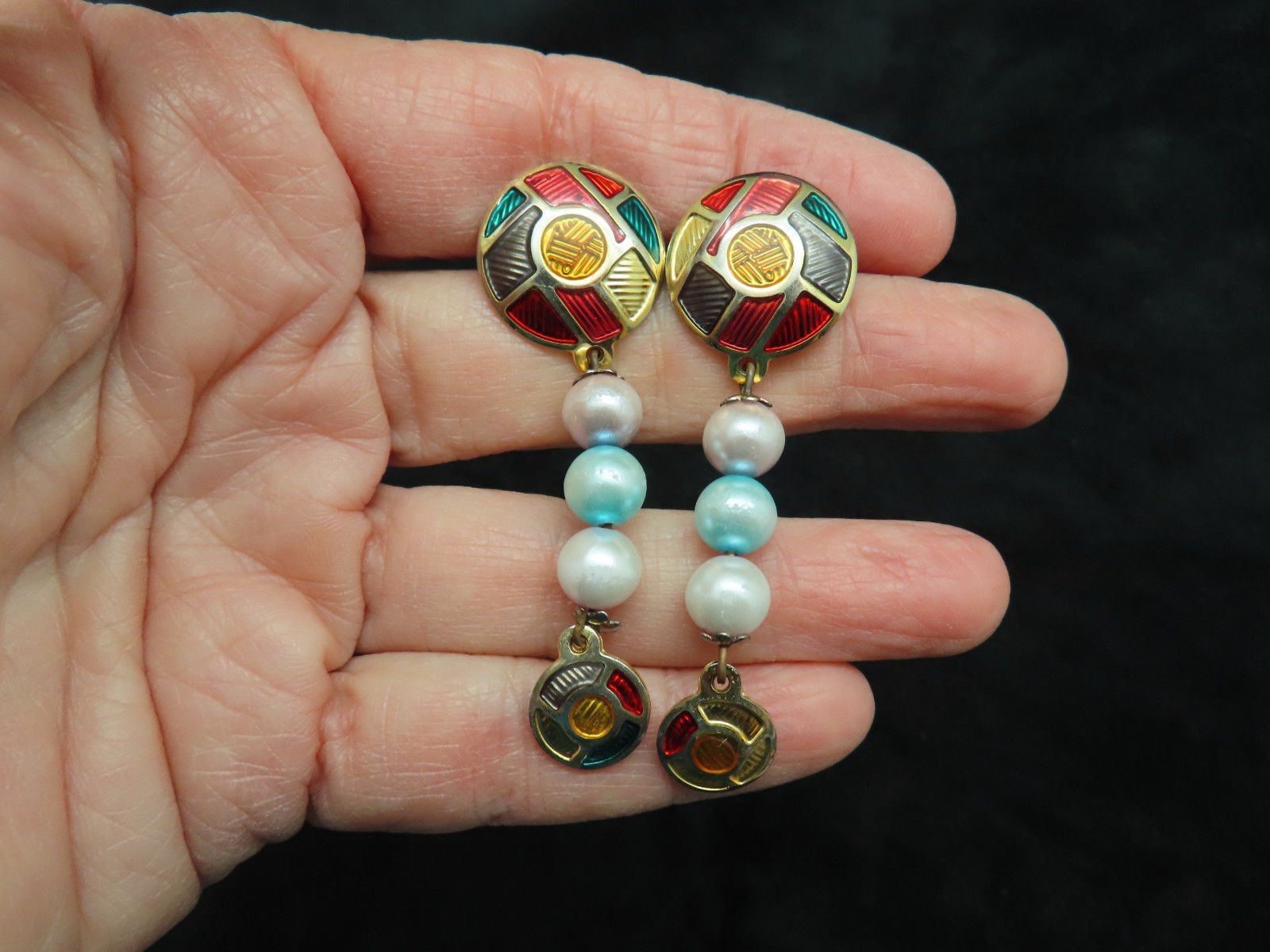 Vintage Edgar Berebi Gold Tone Enamel Faux Pearl Dangle Pierced Earrings