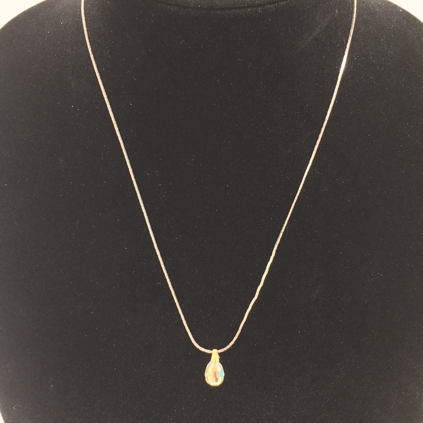 18” Silver Tone Chain Teardrop Faceted Prism GlassCrystal Bead Pendant Necklace
