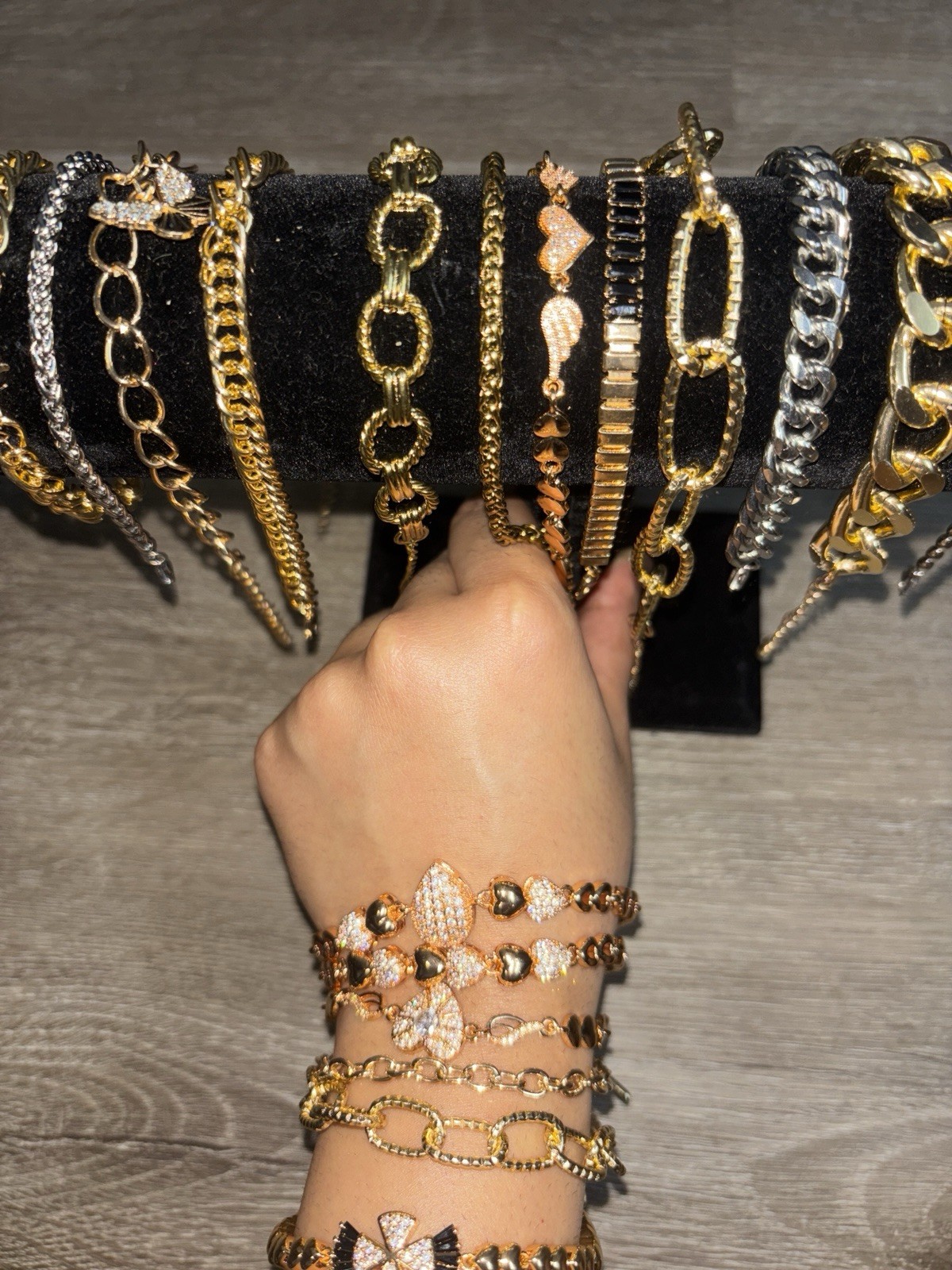 100 Piece cubic Zirconia And Mix Gold Plated Bracelets