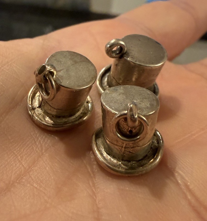 Lot Of 3 Sterling Silver 925 Top Hat Magician Charm Pendants 10.9 Grams Total