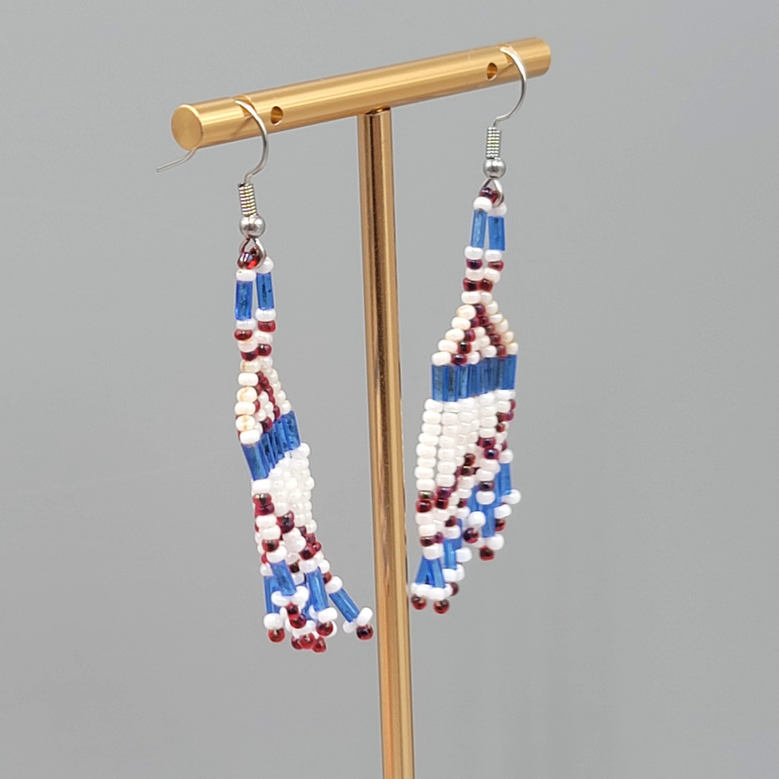 Vintage Red White Blue Beaded Pierced Earrings Silver tone Dangle 2″
