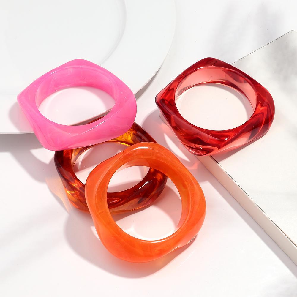 Vintage Acrylic Geometric Bangles – Trendy Wide Cuff Resin Bracelets for 2025
