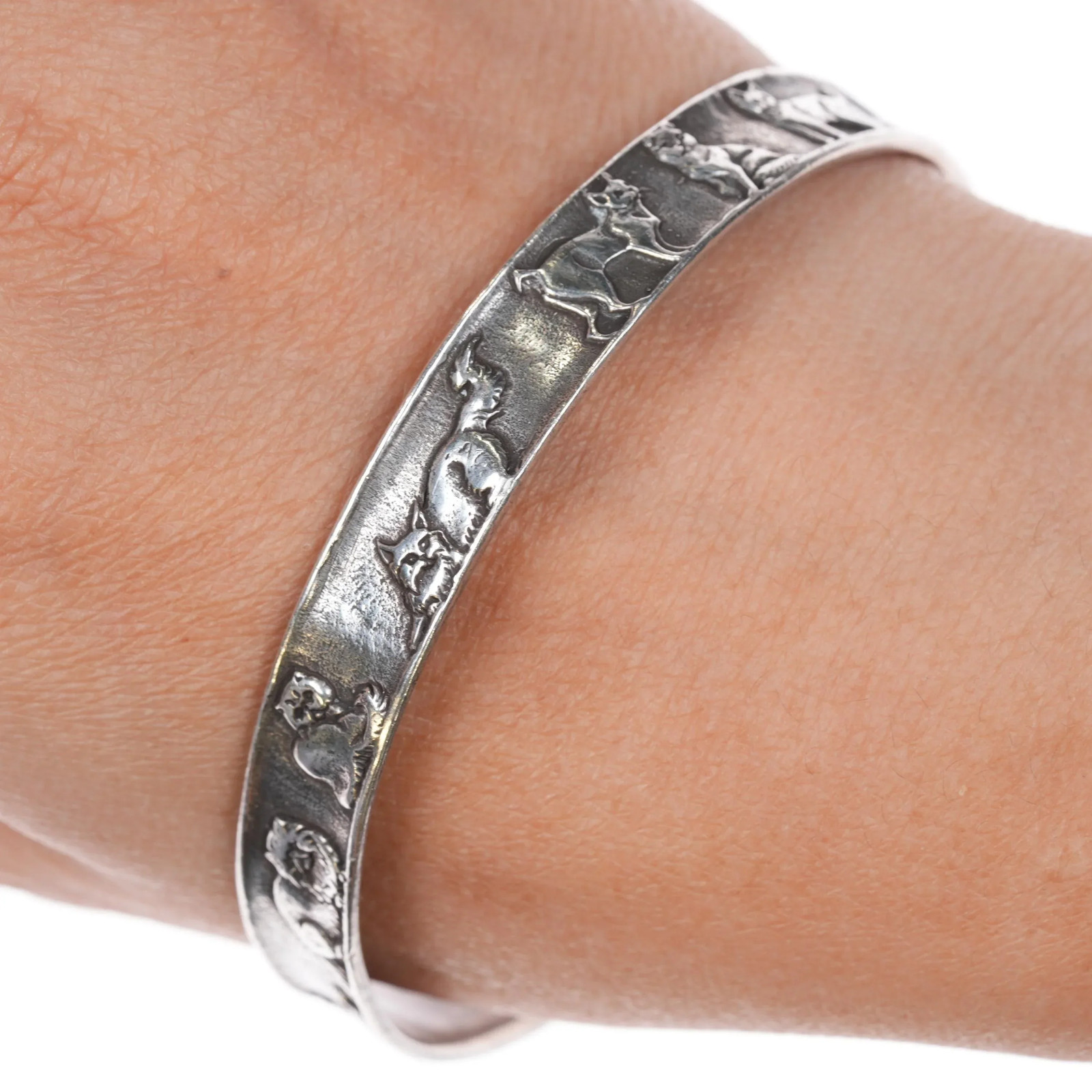 8″ Retired James Avery Sterling Exotic Cats bangle bracelet (older)