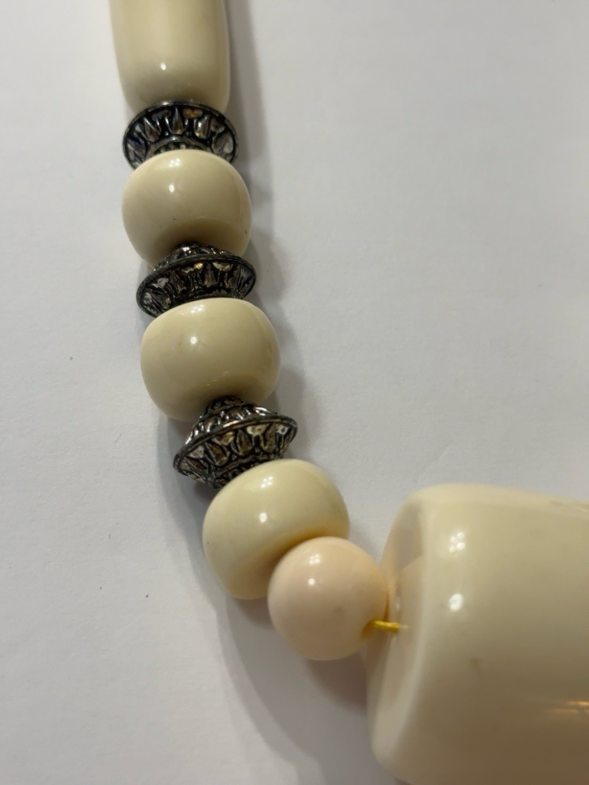 Vintage 1970s Faux Ivory Lucite 26” Statement Necklace Modernist Screw Clasp